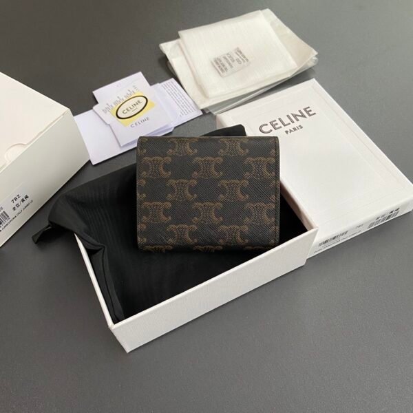 SMALL FLAP WALLET TRIOMPHE IN TRIOMPHE CANVAS