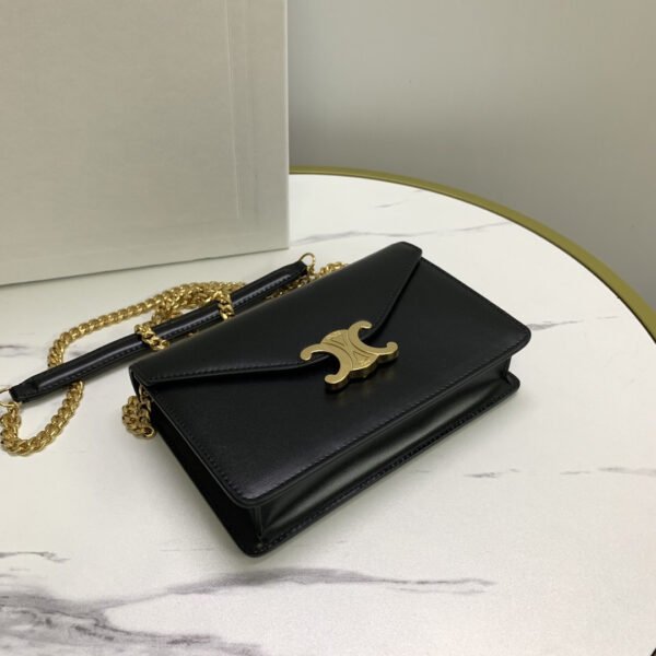 WALLET ON CHAIN MARGO IN SHINY CALFSKIN