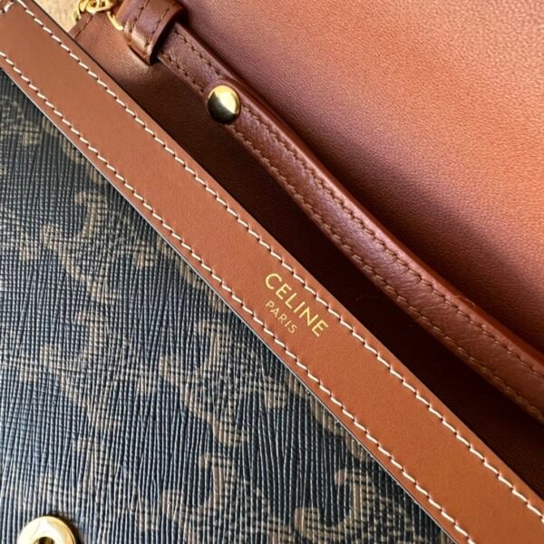 WALLET ON CHAIN MARGO IN TRIOMPHE CANVAS AND CALFSKIN