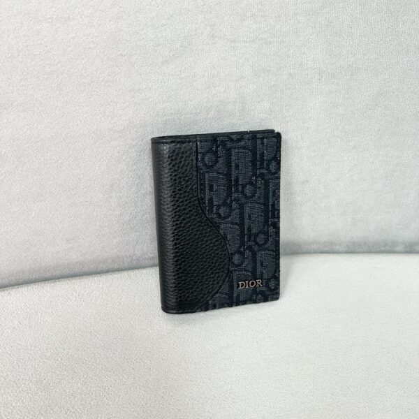 Saddle Vertical Bifold Card Holder
