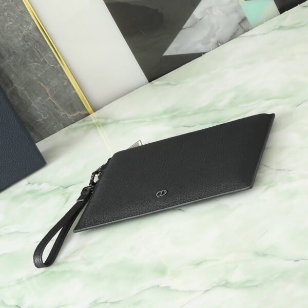 Dior A5 Clutch Clutch Bags