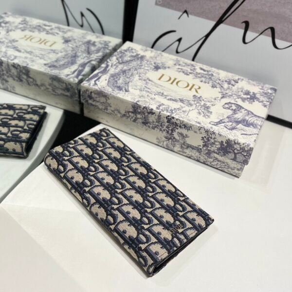 Dior Long vertical wallet