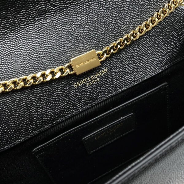 KATE MEDIUM TASSEL IN GRAIN DE POUDRE EMBOSSED LEATHER