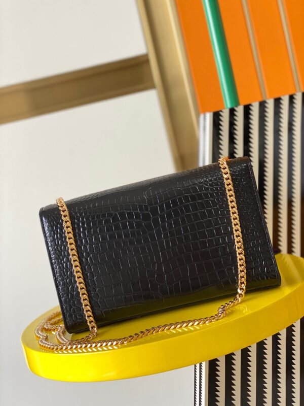 KATE MEDIUM TASSEL IN CROCODILE-EMBOSSED LEATHER