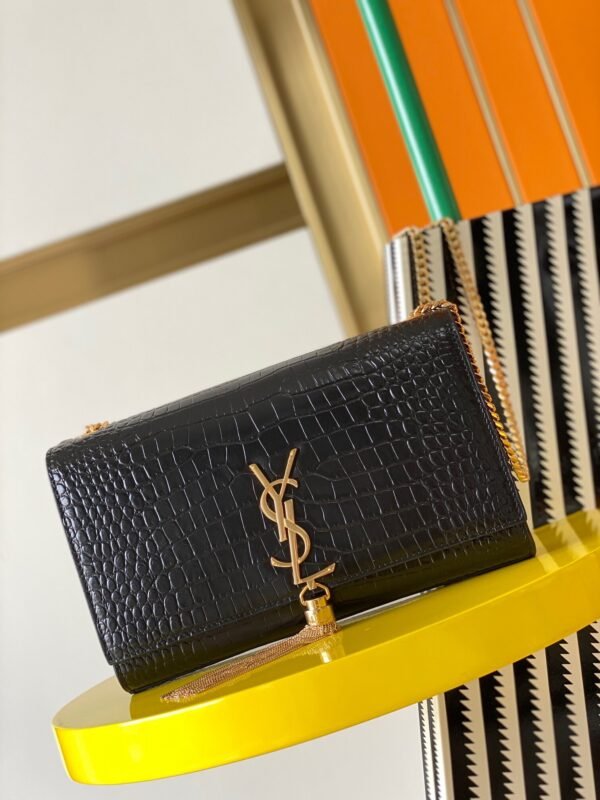 KATE MEDIUM TASSEL IN CROCODILE-EMBOSSED LEATHER