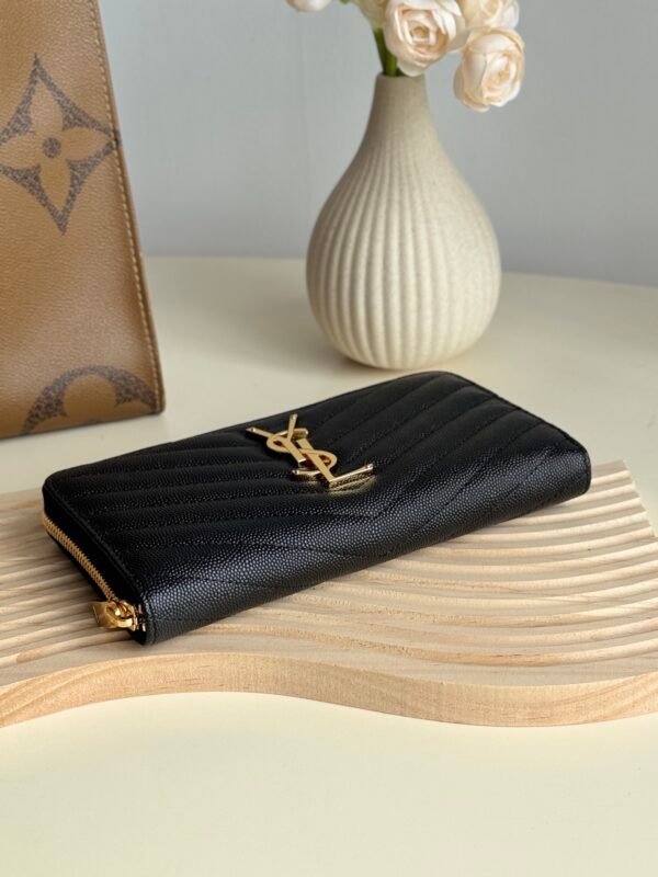 CASSANDRE MATELASSÉ ZIP AROUND WALLET IN GRAIN DE POUDRE LEATHER