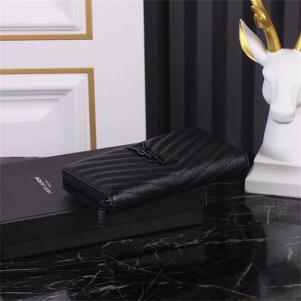 CASSANDRE MATELASSÉ ZIP AROUND WALLET IN GRAIN DE POUDRE LEATHER