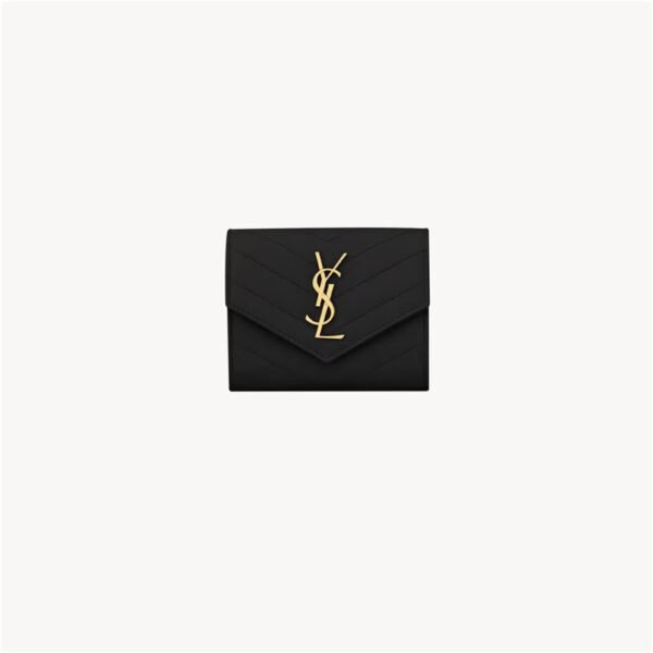 CASSANDRE MATELASSÉ COMPACT TRI FOLD WALLET IN GRAIN DE POUDRE LEATHER
