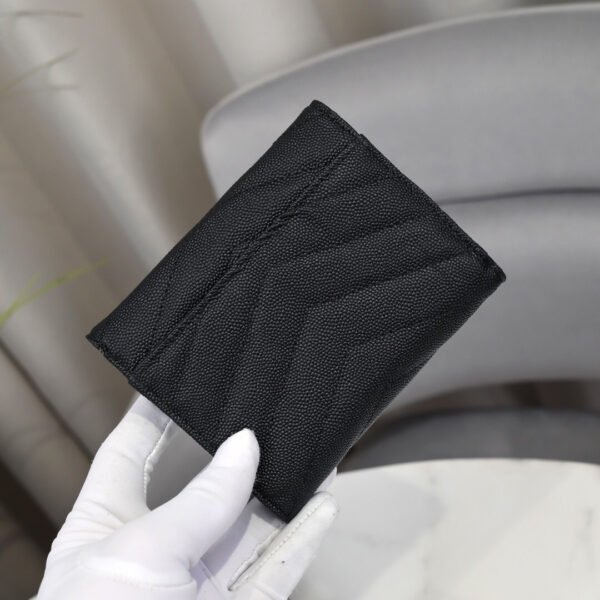 CASSANDRE MATELASSÉ COMPACT TRI FOLD WALLET IN GRAIN DE POUDRE LEATHER