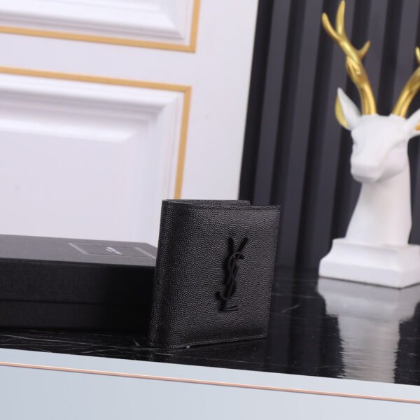 CASSANDRE EAST/WEST WALLET IN GRAIN DE POUDRE LEATHER