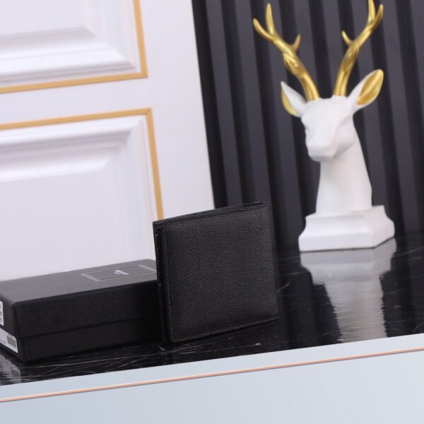 CASSANDRE EAST/WEST WALLET IN GRAIN DE POUDRE LEATHER