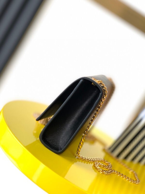 KATE SMALL TASSEL IN GRAIN DE POUDRE EMBOSSED LEATHER