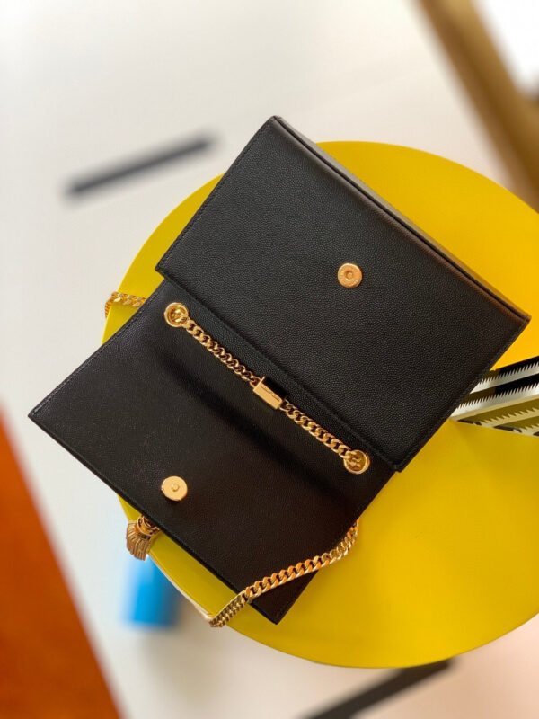 KATE SMALL TASSEL IN GRAIN DE POUDRE EMBOSSED LEATHER