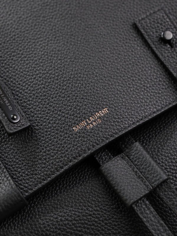 SAC DE JOUR BACKPACK IN GRAINED LEATHER