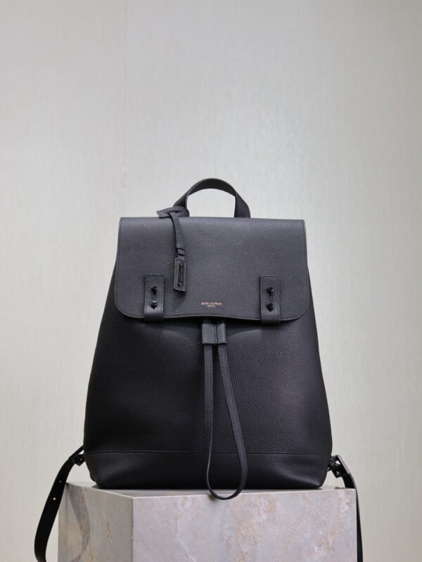 SAC DE JOUR BACKPACK IN GRAINED LEATHER