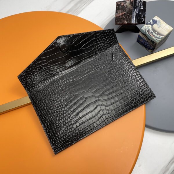 UPTOWN POUCH IN CROCODILE-EMBOSSED SHINY LEATHER