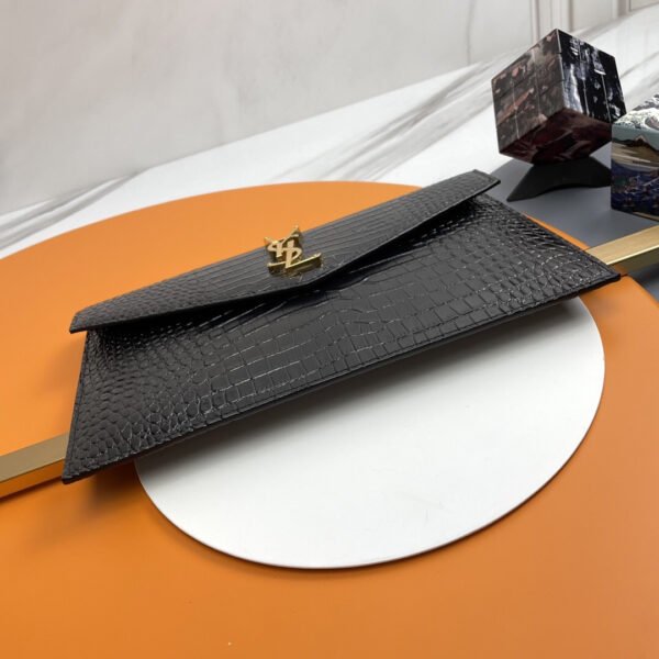 UPTOWN POUCH IN CROCODILE-EMBOSSED SHINY LEATHER