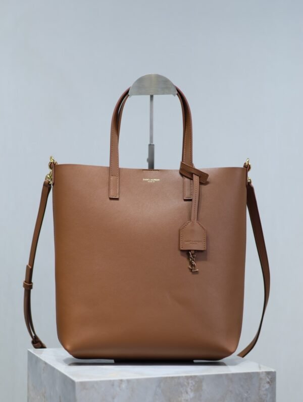 SHOPPING SAINT LAURENT TOY IN LEATHER