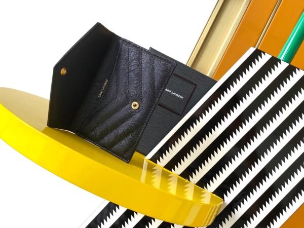 CASSANDRE MATELASSÉ FRAGMENTS FLAP CARD CASE IN GRAIN DE POUDRE LEATHER