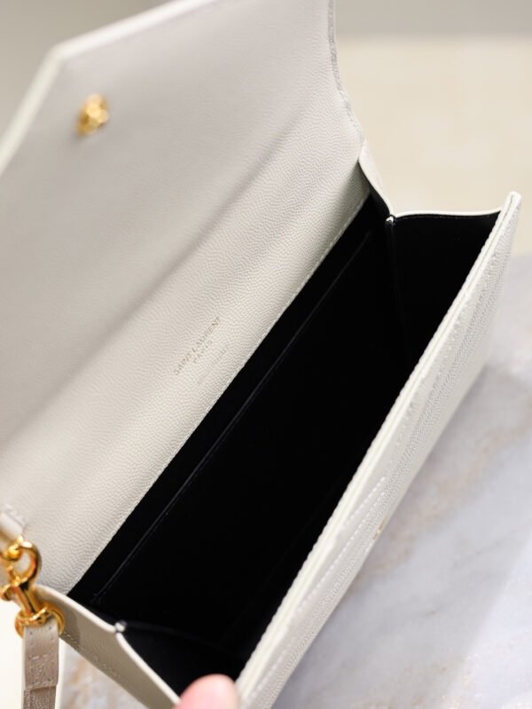 CASSANDRE MATELASSÉ FLAP POUCH IN GRAIN DE POUDRE LEATHER