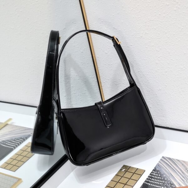 LE 5 À 7 IN PATENT LEATHER