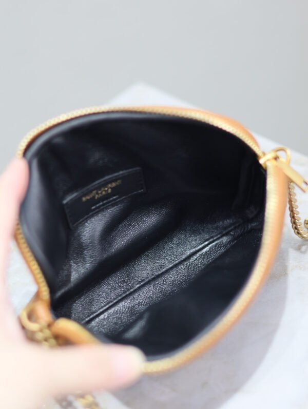 GABY ZIPPERED POUCH IN LAMBSKIN