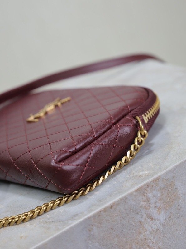 GABY ZIPPERED POUCH IN LAMBSKIN