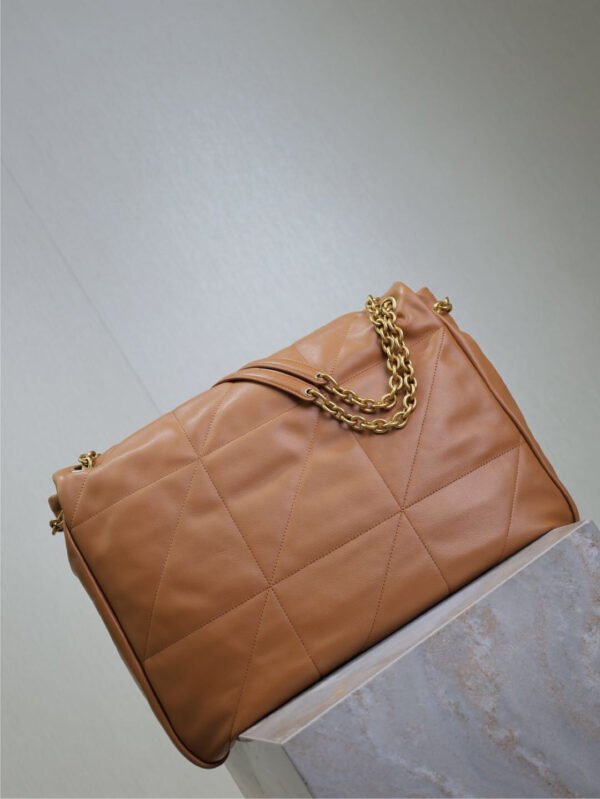 LARGE JAMIE 4.3 IN LAMBSKIN