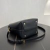 LE 37 IN SHINY LEATHER