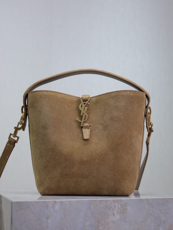 LE 37 SMALL IN SUEDE