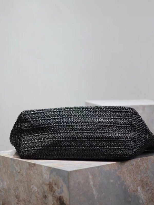 SAINT LAURENT TOTE IN RAFFIA