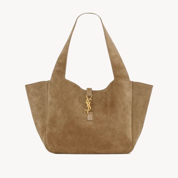 LE 5 À 7 BEA IN SUEDE
