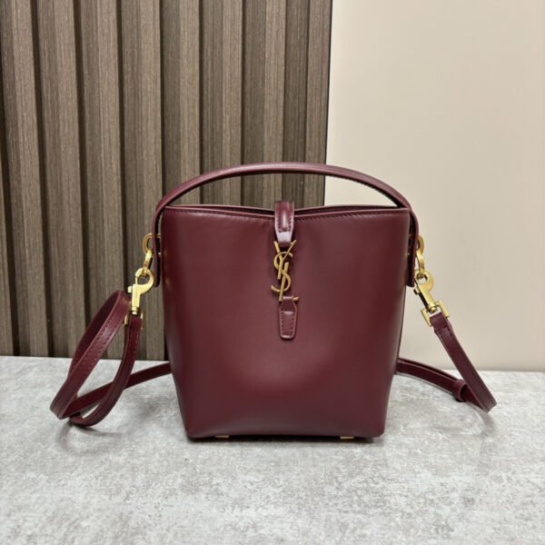 LE 37 MINI IN SHINY LEATHER
