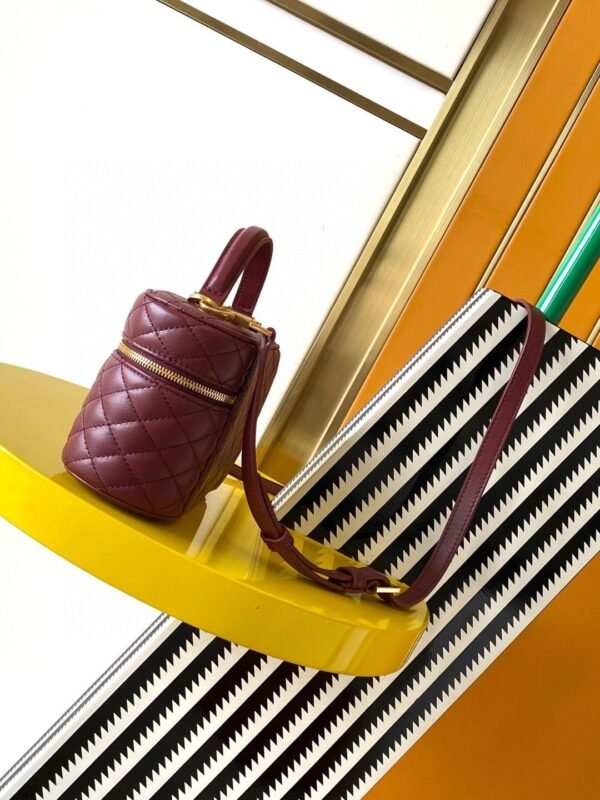 GABY VANITY BAG IN LAMBSKIN