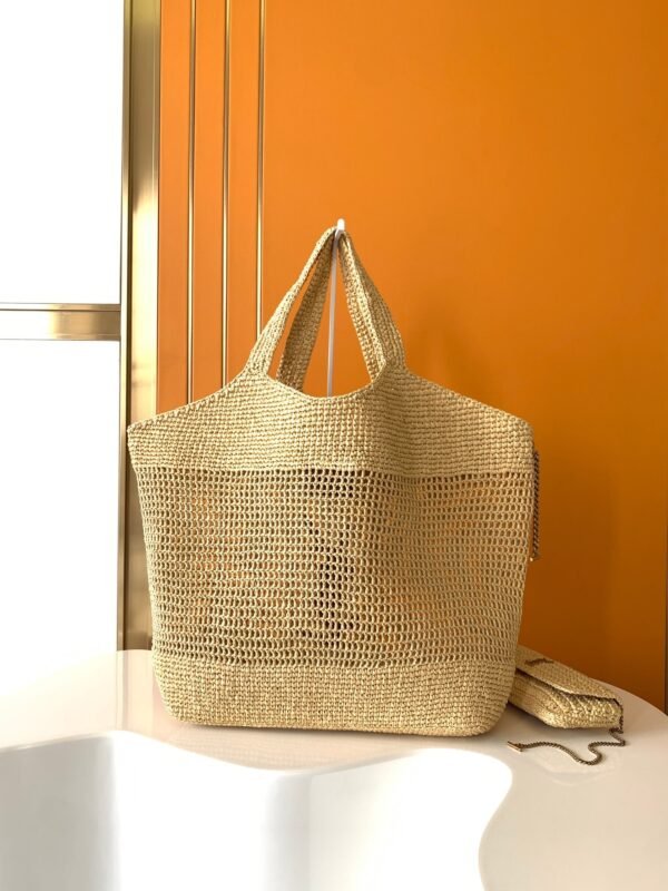 ICARE IN RAFFIA