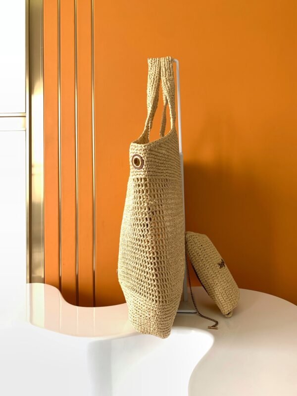 ICARE IN RAFFIA