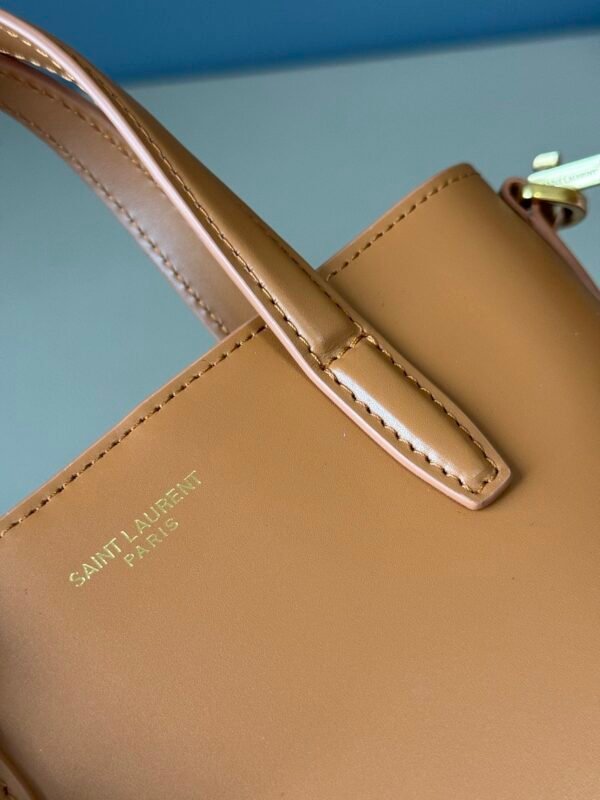 MINI TOY SHOPPING SAINT LAURENT IN BOX LEATHER