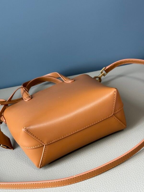 MINI TOY SHOPPING SAINT LAURENT IN BOX LEATHER