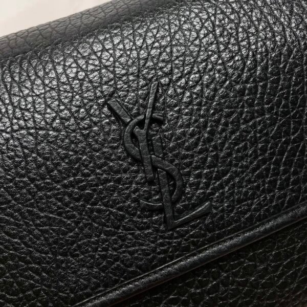 NIKI MESSENGER IN GRAINED LEATHER
