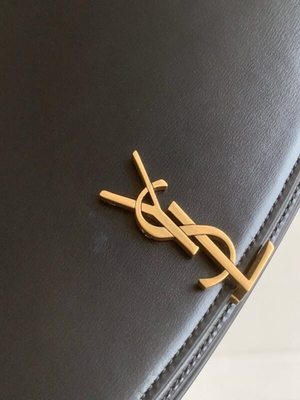 VOLTAIRE IN BOX SAINT LAURENT