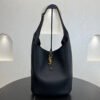 LE 5 À 7 HOBO IN GRAINED LEATHER