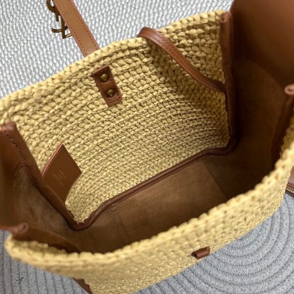 LE 5 À 7 SUPPLE SMALL IN RAFFIA AND LEATHER