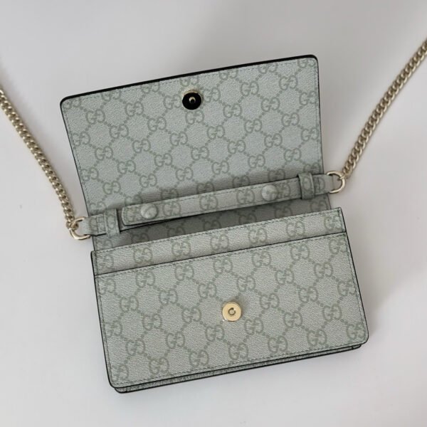 GG EMBLEM WALLET ON CHAIN