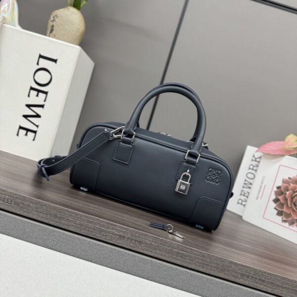 Amazona 23 cropped bag in shiny calfskin