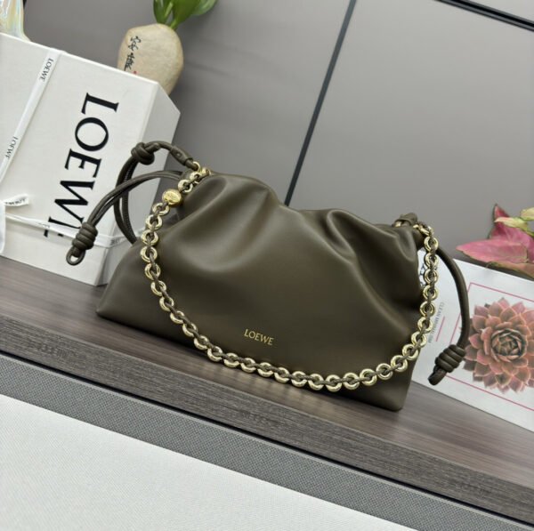 Medium Flamenco purse in mellow nappa lambskin