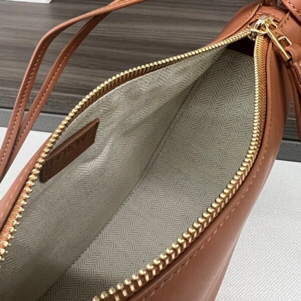 Mini Hammock hobo in classic calfskin