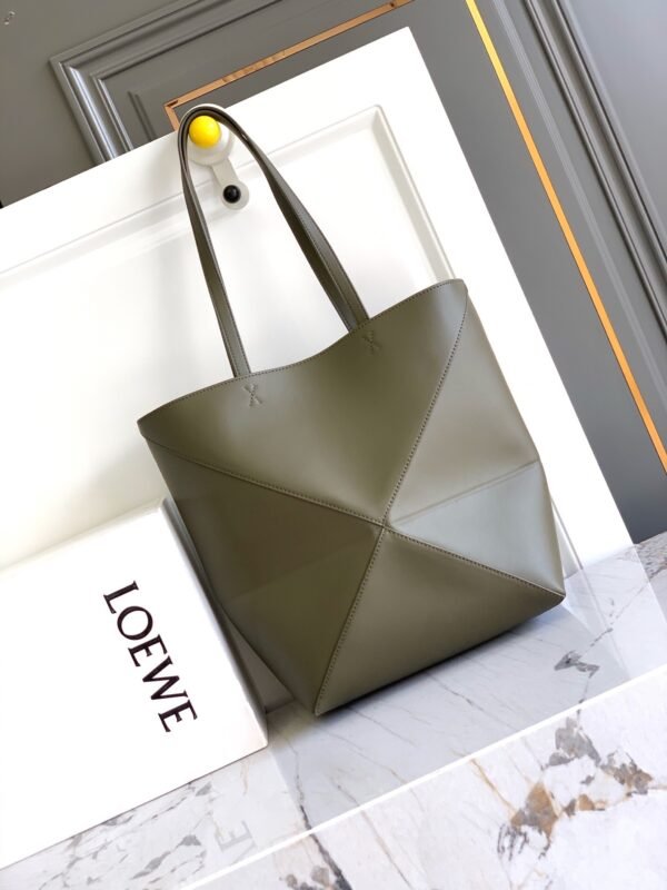 Medium Puzzle Fold tote in shiny calfskin