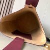 Medium Pebble bucket in smooth calfskin