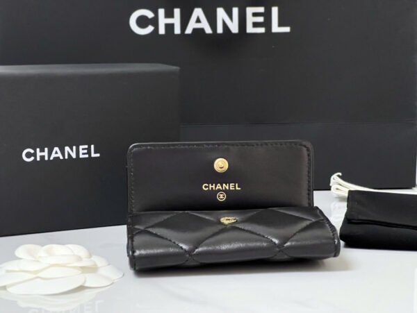 CHANEL 19 FLAP CARD HOLDER
