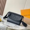 LOUIS VUITTON Pulse Messenger M12681